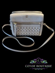 Authentic Kate spade purse , used in excellent condition