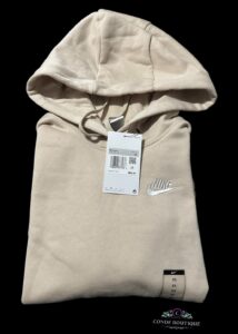 Women’s nike hoodie, new with tag